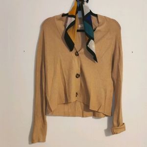 Crop beige cardigan 🏵️ 2for20$